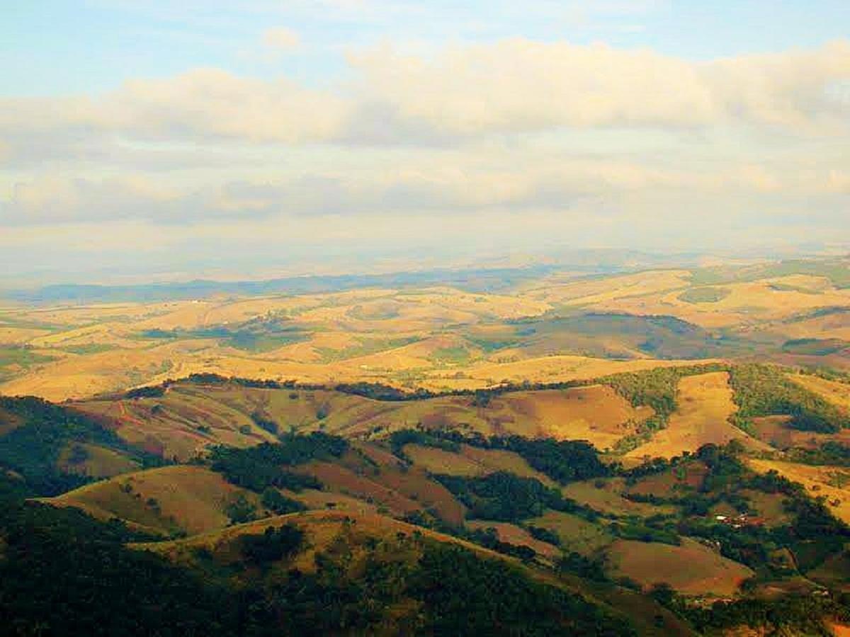 Pousada Muro De Pedra São Thomé das Letras Exterior photo